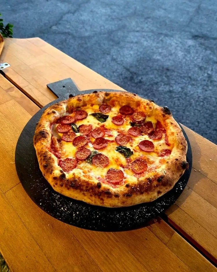 Freshly baked pizza